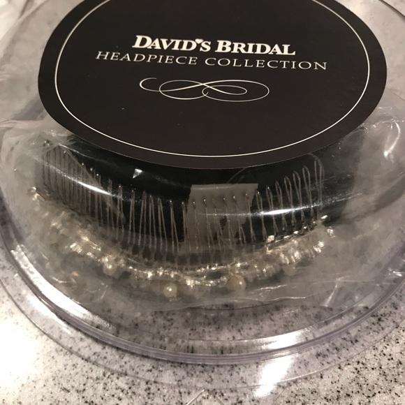 Tiara - Picture 3 of 3